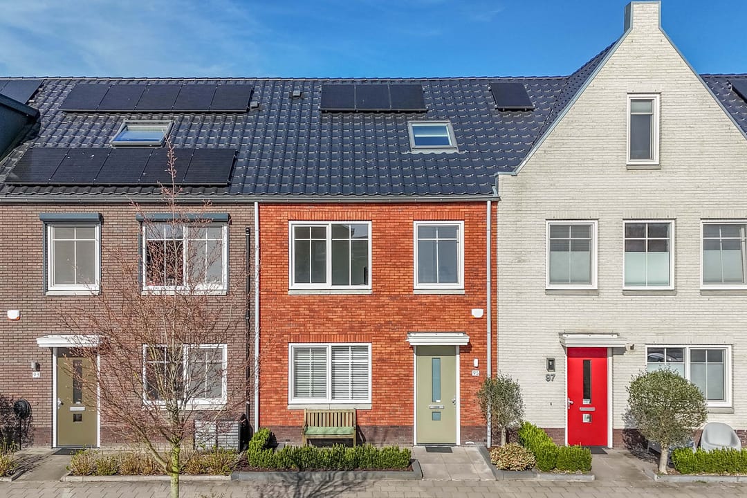 Photo 2 of Van Oranje-Nassaulaan 95