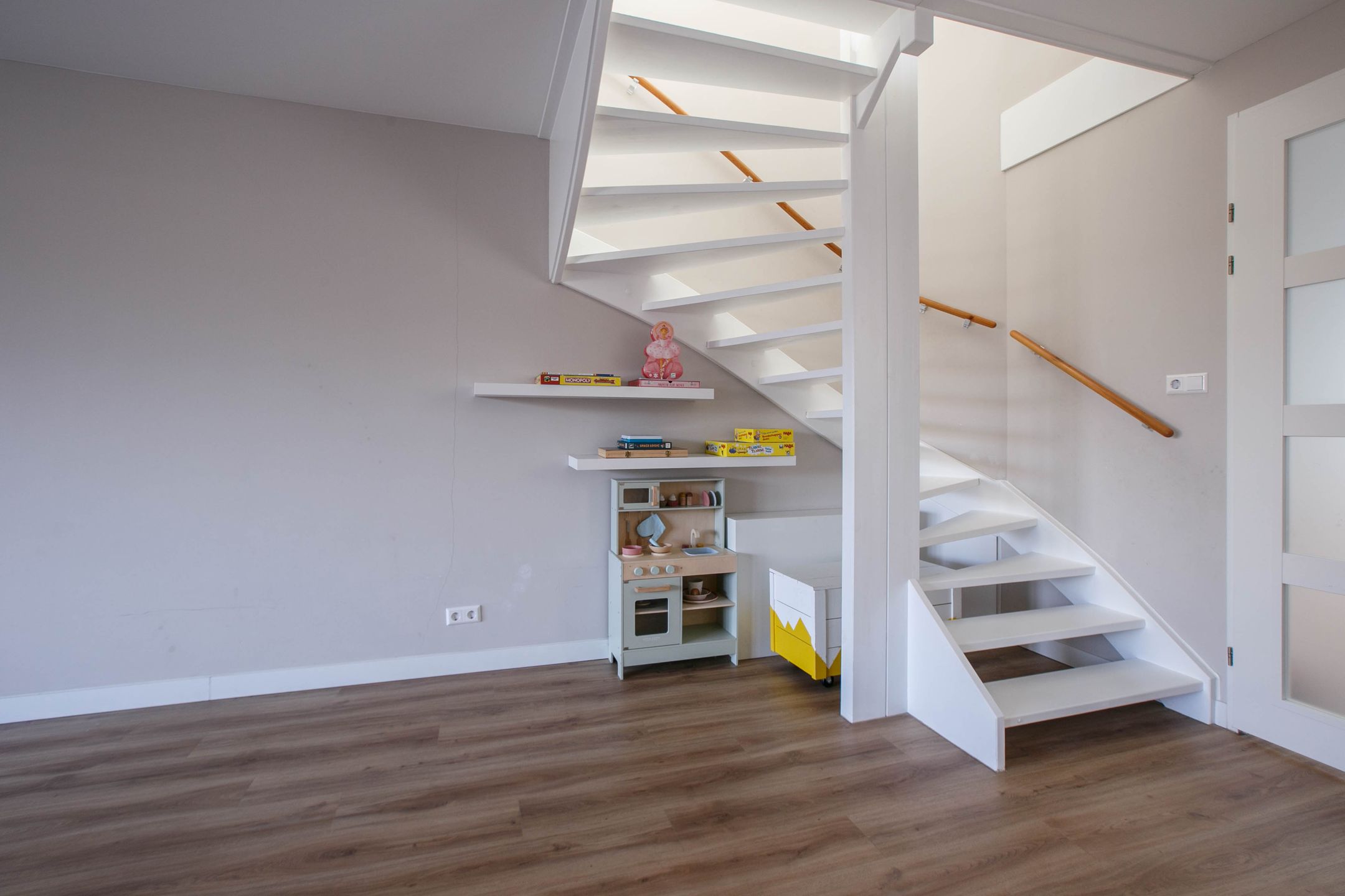 Photo 18 of Van Oranje-Nassaulaan 95