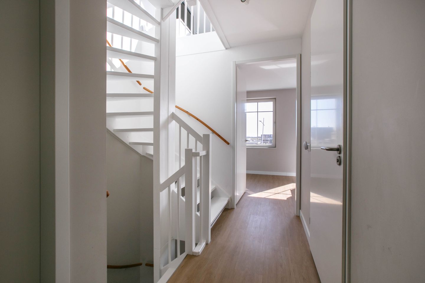 Photo 19 of Van Oranje-Nassaulaan 95