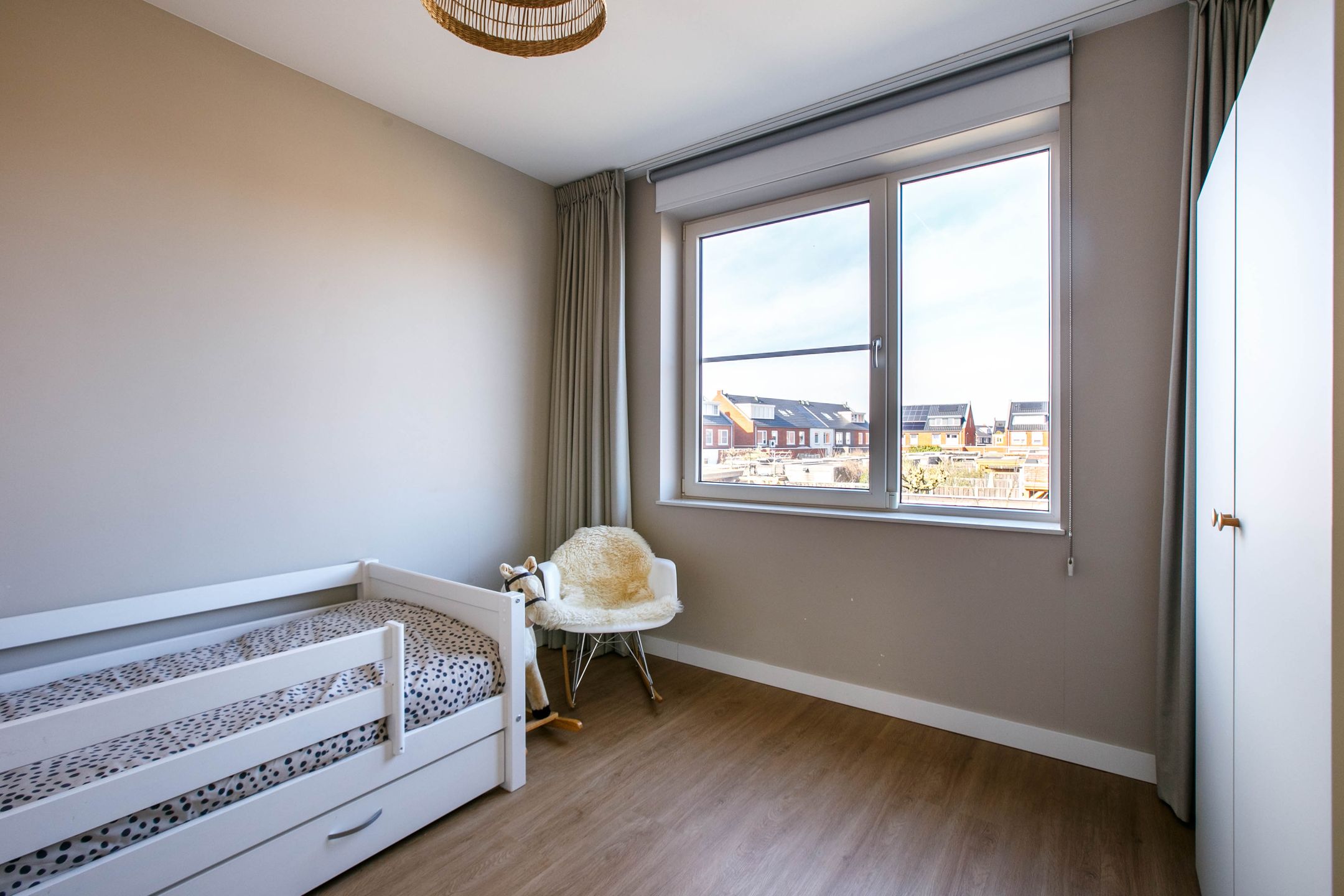 Photo 24 of Van Oranje-Nassaulaan 95