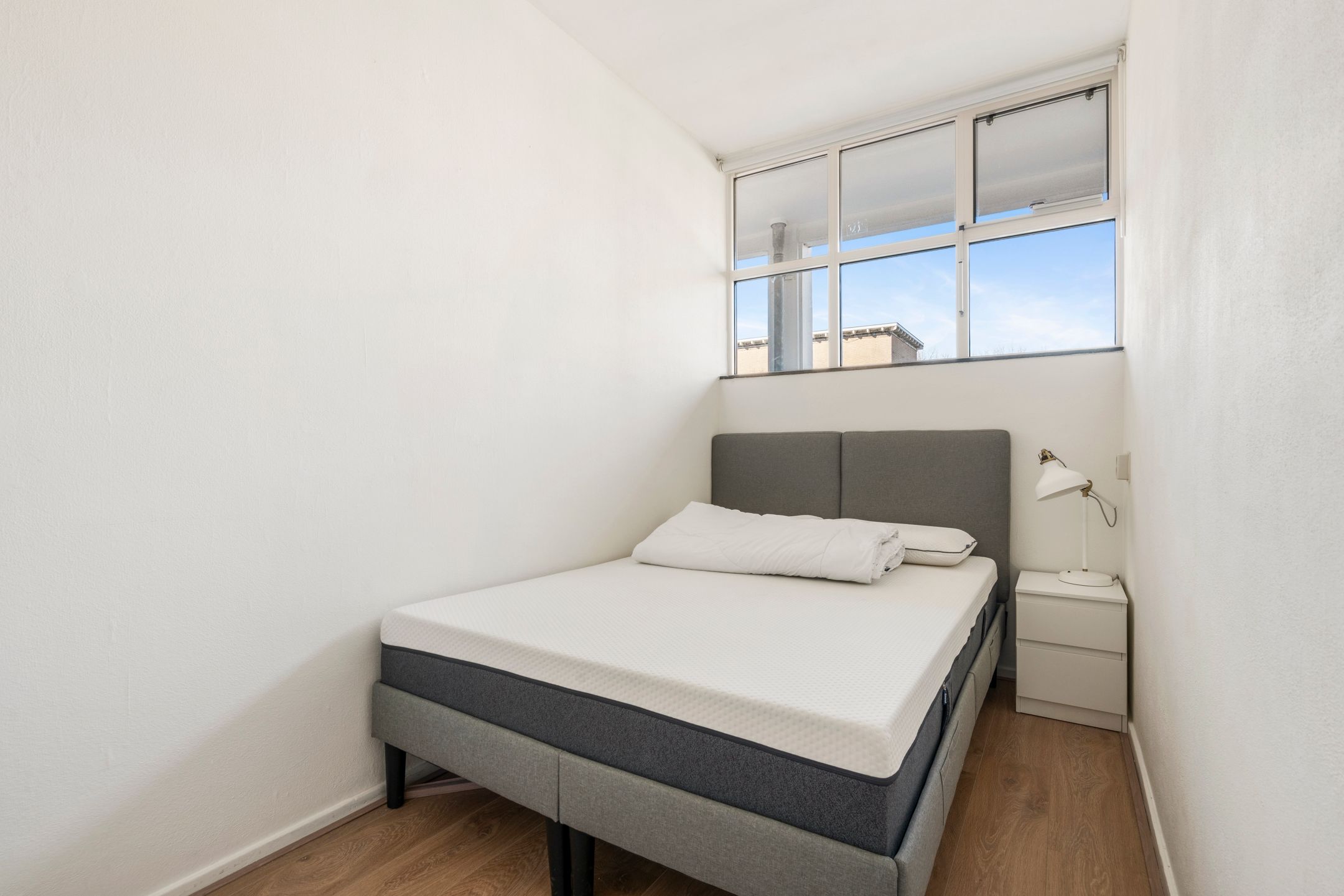 Photo 15 of Korte Geuzenstraat 304