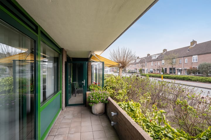 Foto 6 van Hellendaalweg 6