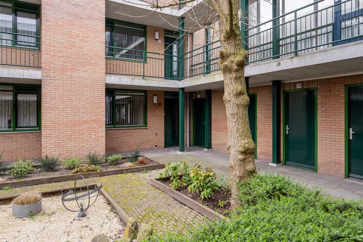 Foto 8 van Hellendaalweg 6