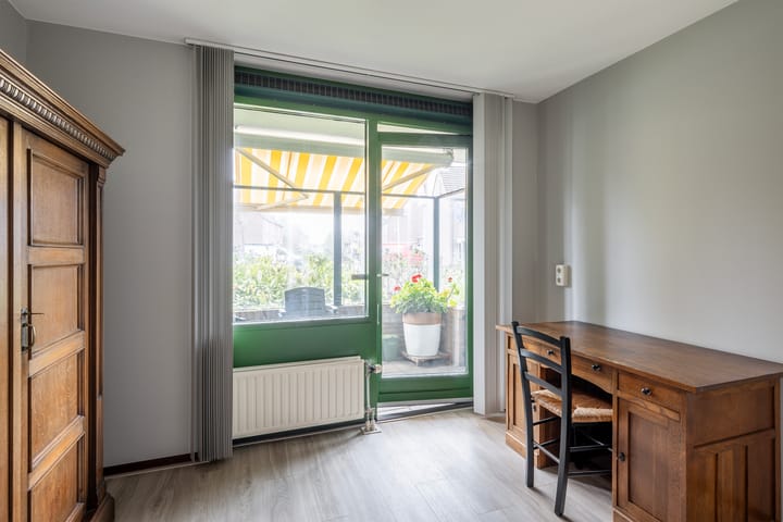 Foto 20 van Hellendaalweg 6