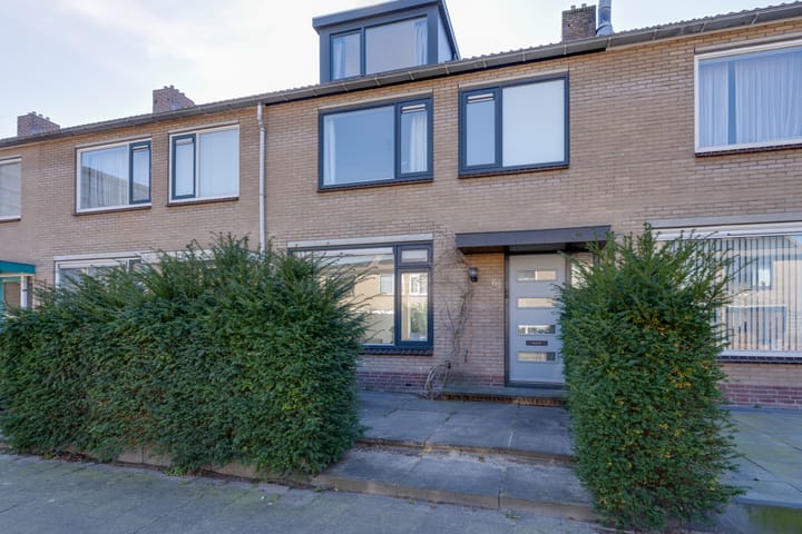 Foto 9 van Lyrastraat 6