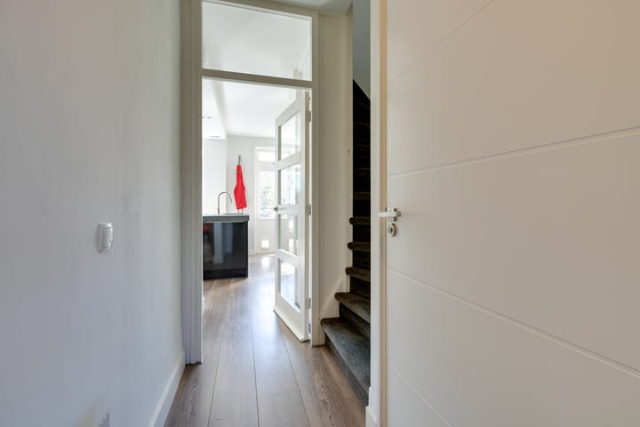 Foto 12 van Lyrastraat 6