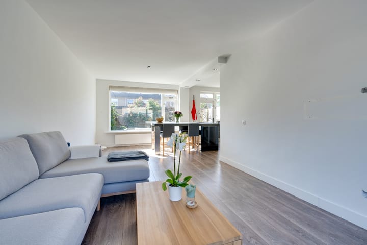 Foto 16 van Lyrastraat 6