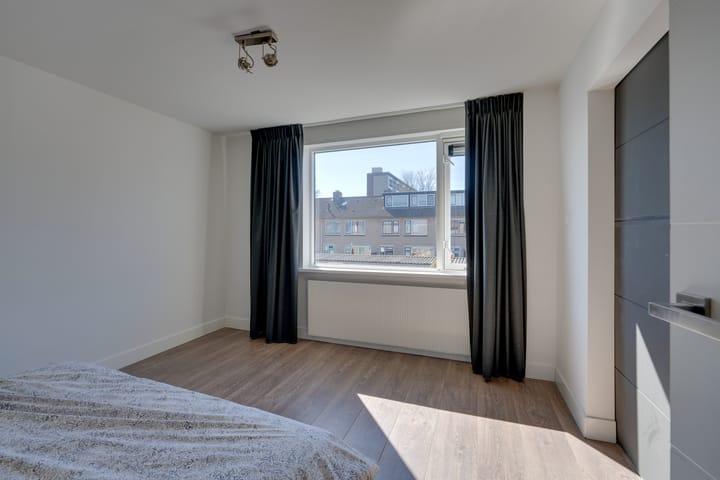 Foto 31 van Lyrastraat 6