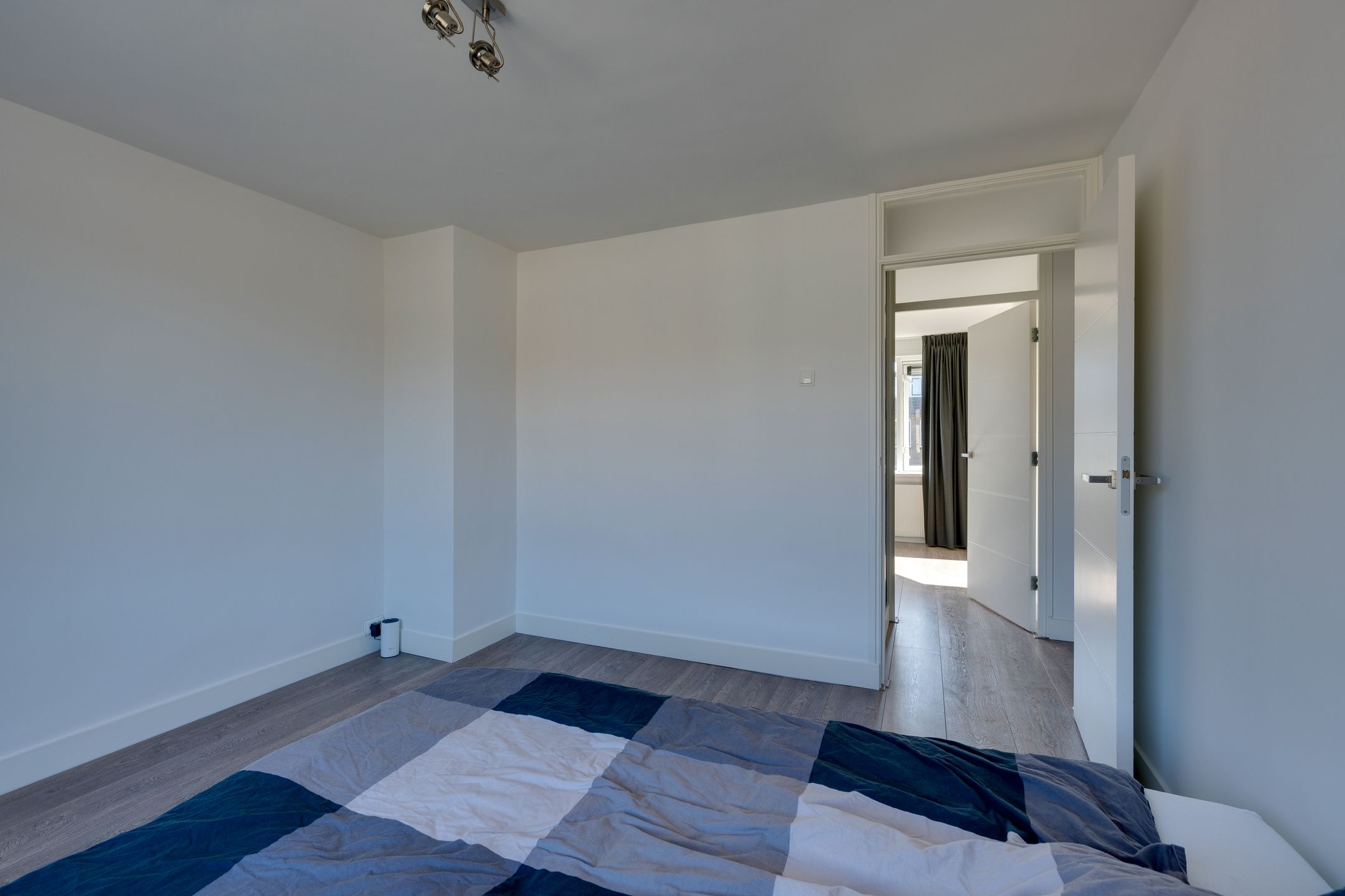 Foto 42 van Lyrastraat 6