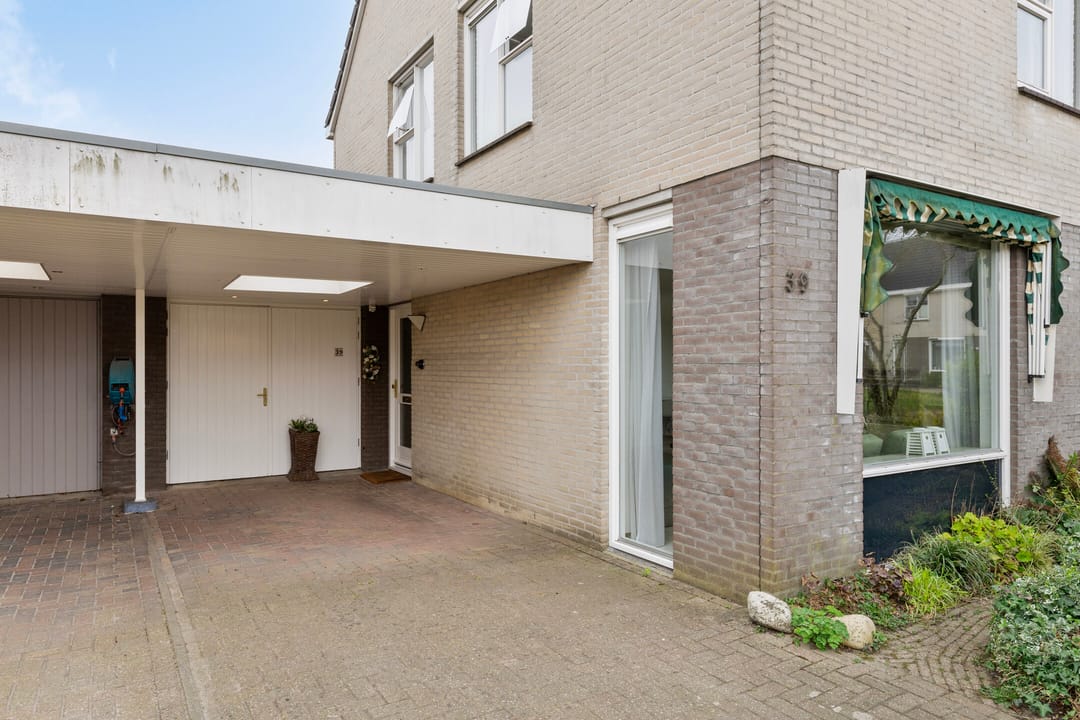 Photo 31 of Theo van Doesburgstraat 39