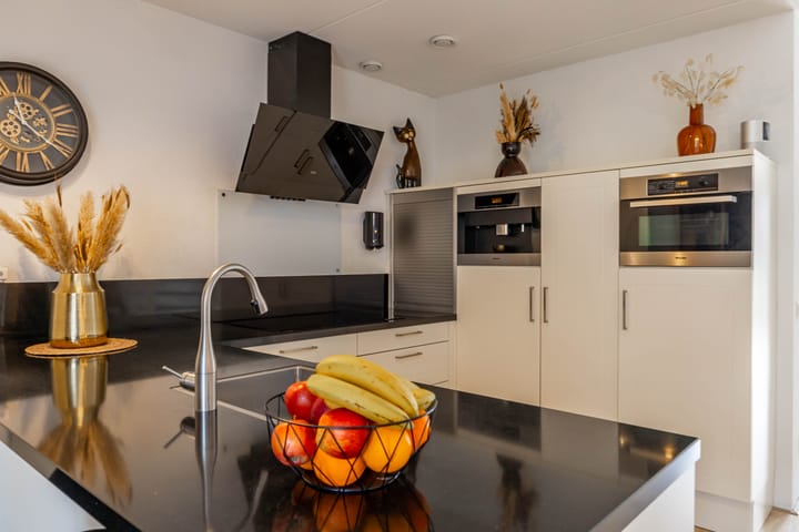 Foto 11 van Bernhardlaan 31-A