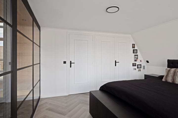 Photo 34 of Godsacker 20