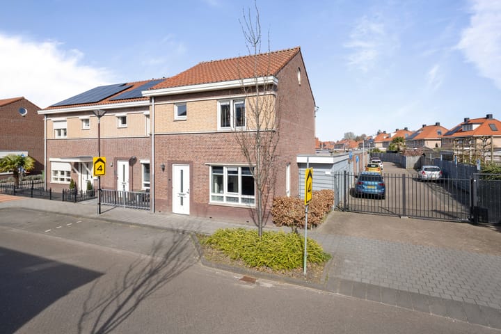 Vader Vincentiusstraat 2