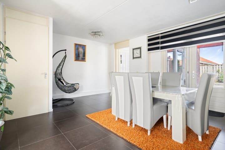 Photo 16 of Vader Vincentiusstraat 2