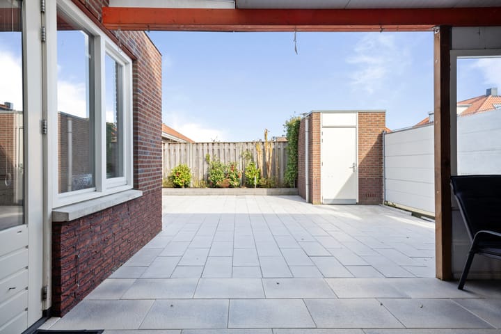 Photo 38 of Vader Vincentiusstraat 2