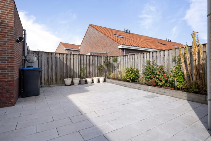 Photo 42 of Vader Vincentiusstraat 2