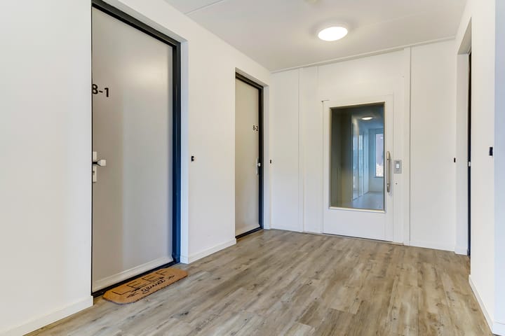 Foto 12 van Molenstraat 8-1