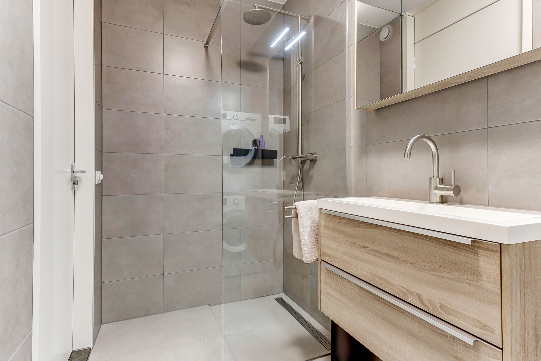 Photo 24 of Molenstraat 8-1