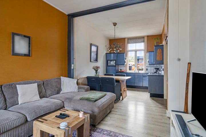 Photo 8 of Emmerikseweg 43