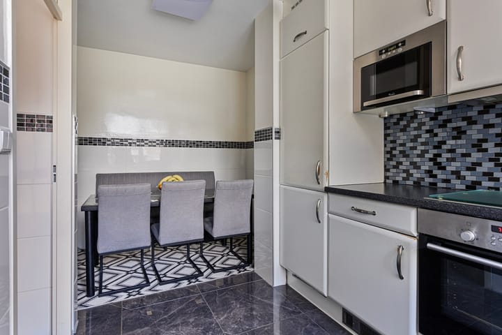 Photo 3 of Schout Heynricstraat 44