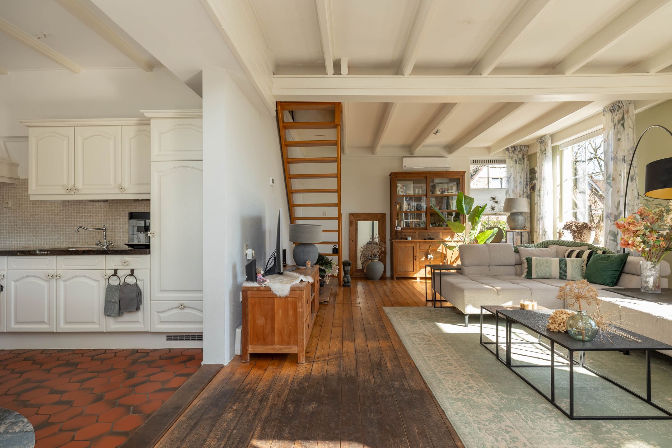 Foto 12 van Ten Hoevestraat 43