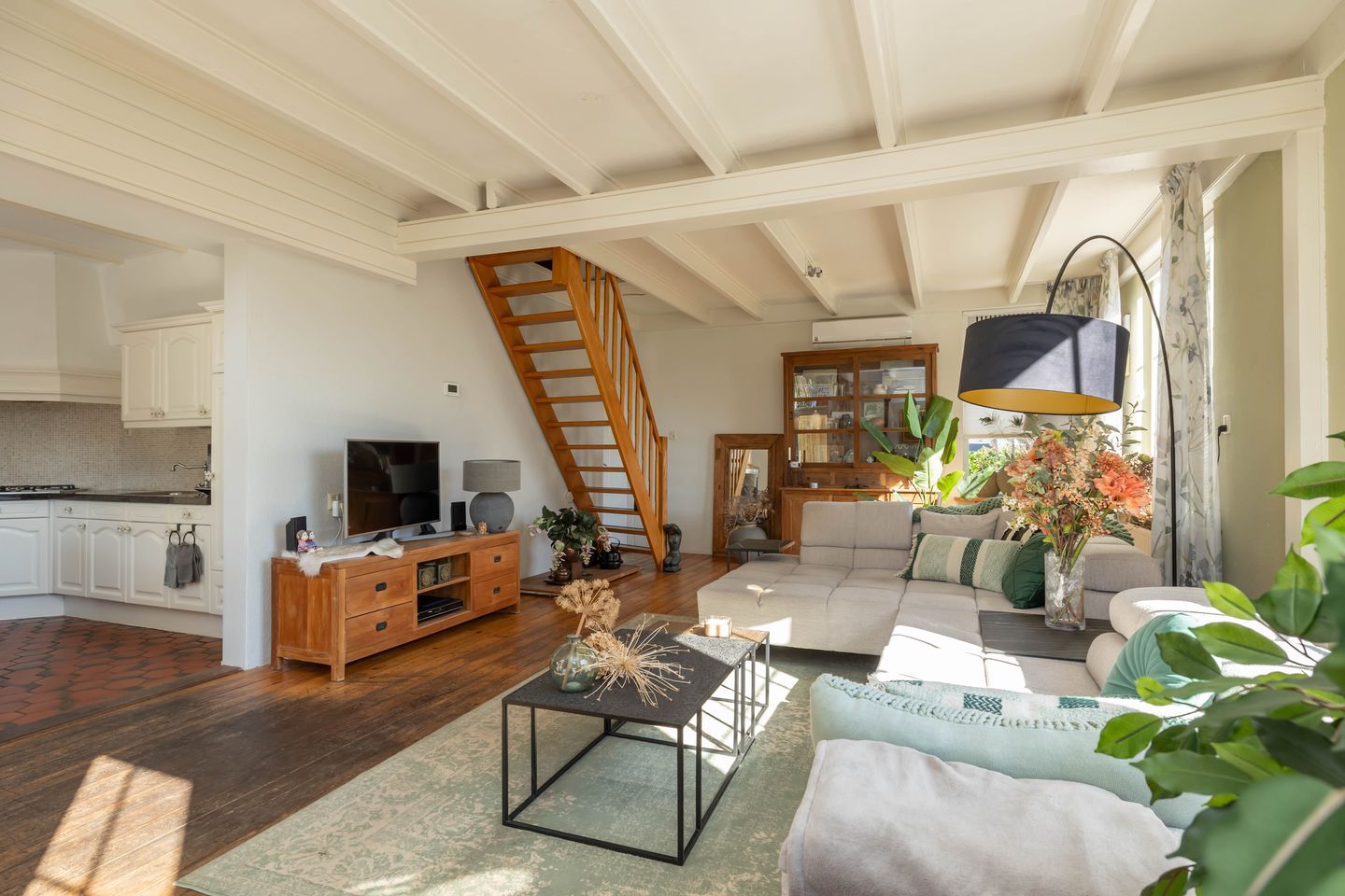 Foto 14 van Ten Hoevestraat 43