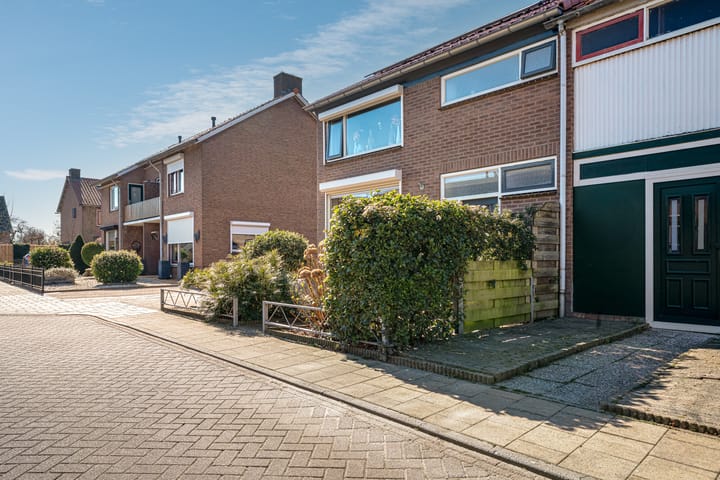 Foto 26 van Kanaalstraat 34