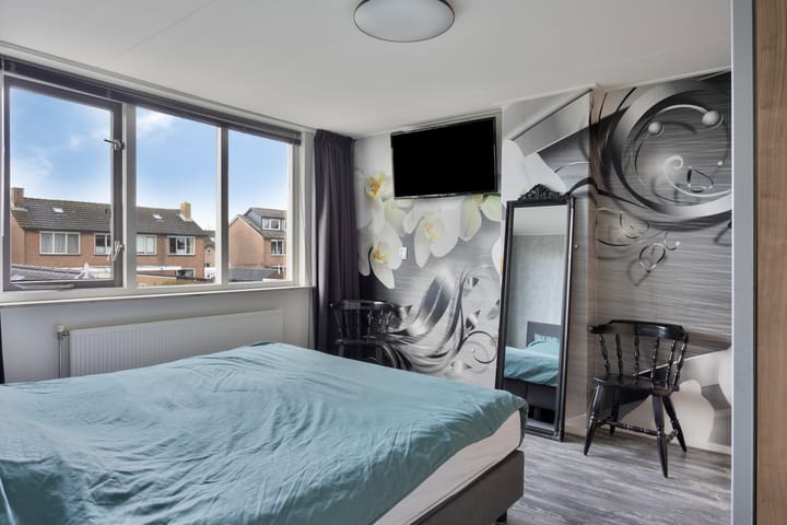 Photo 19 of Burgemeester Kosterstraat 30