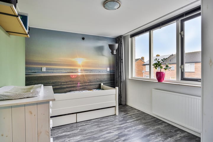 Photo 24 of Burgemeester Kosterstraat 30