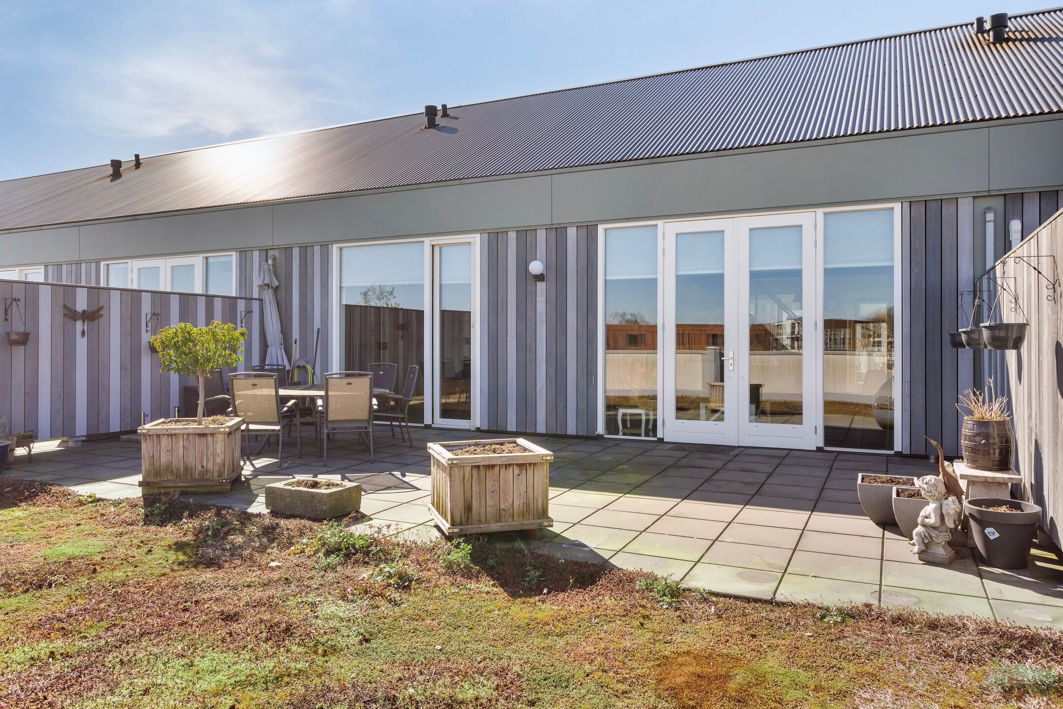 Foto 3 van Esrein 12-D