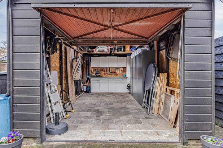 Photo 31 of Burgemeester Kosterstraat 30