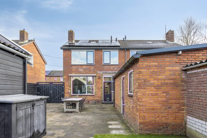 Photo 34 of Burgemeester Kosterstraat 30