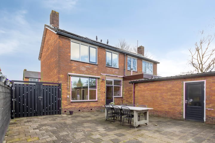 Photo 35 of Burgemeester Kosterstraat 30