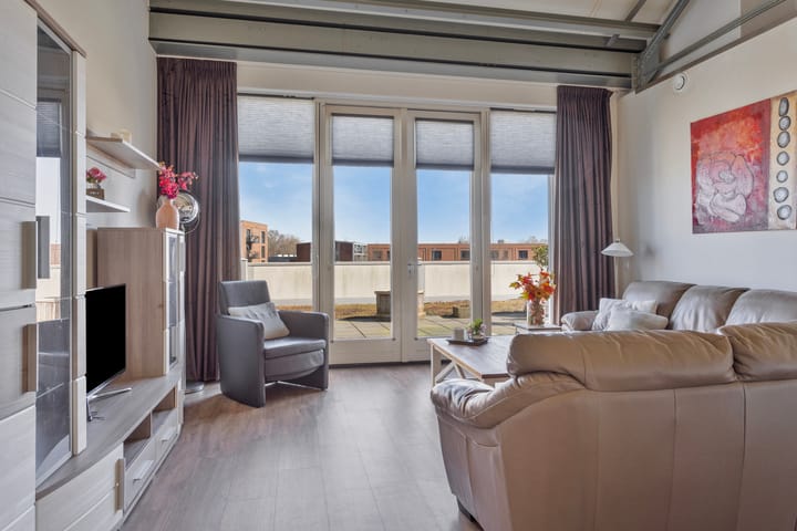 Foto 7 van Esrein 12-D