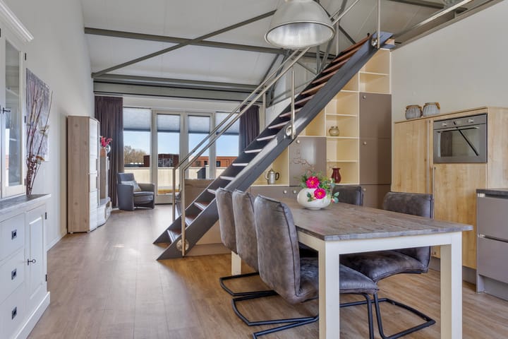 Foto 11 van Esrein 12-D