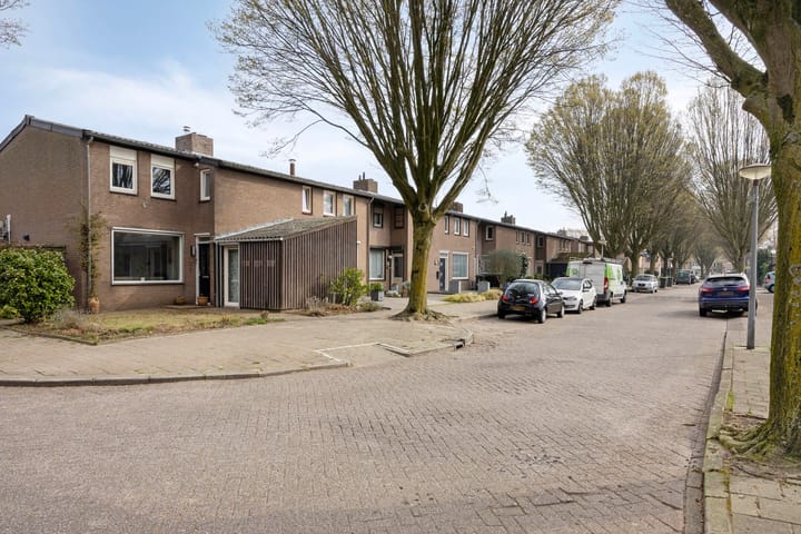 Foto 7 van Tarantostraat 32