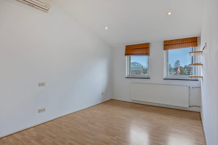 Foto 29 van Tarantostraat 32