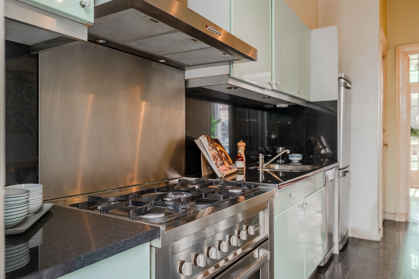 Foto 25 van Eerste Helmersstraat 128-H