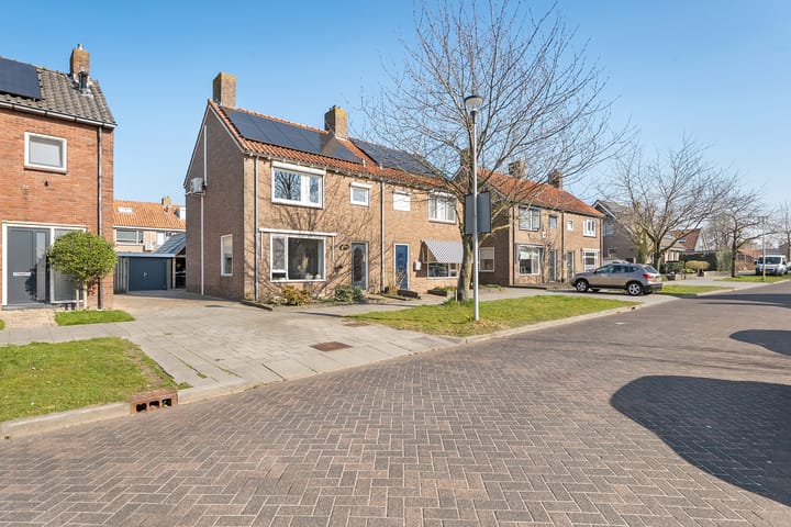 Photo 28 of Ooievaarstraat 11