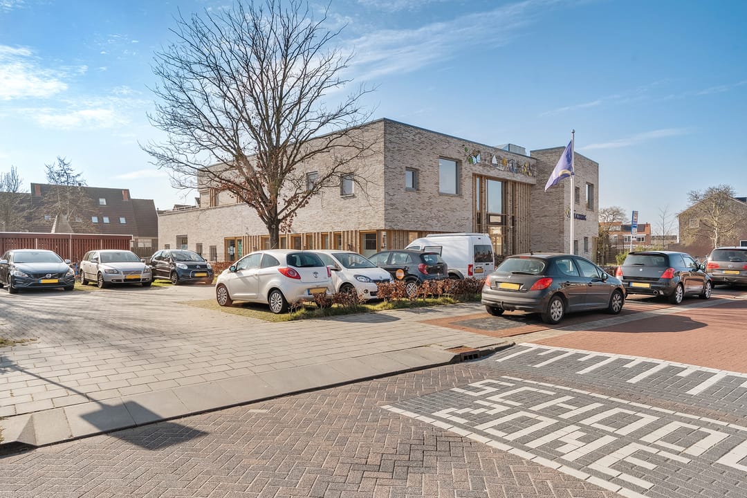 Foto 31 van Ooievaarstraat 11