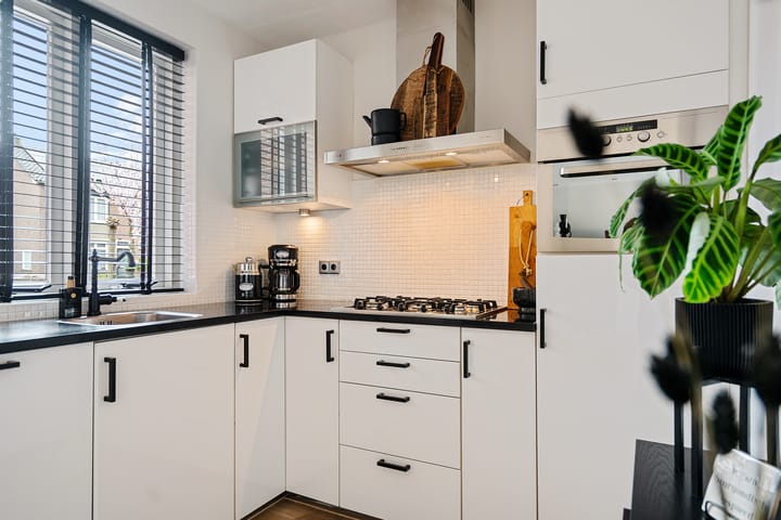 Foto 16 van Gennerstraat 13