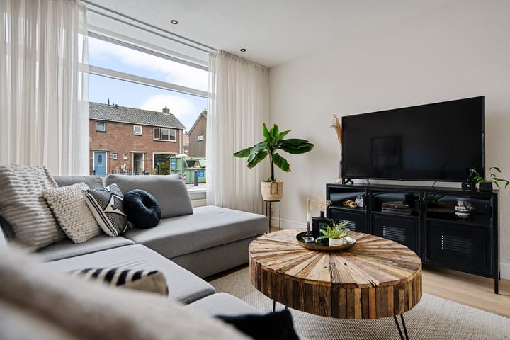 Foto 23 van Gennerstraat 13