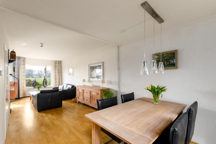 Foto 13 van Molenlaan 18