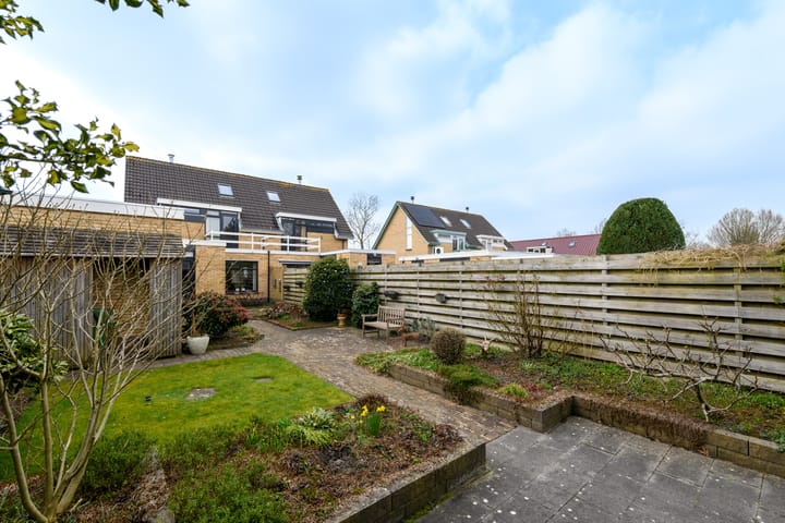 Foto 30 van Molenlaan 18