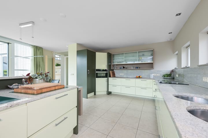 Foto 16 van A.V.H. Destreelaan 145