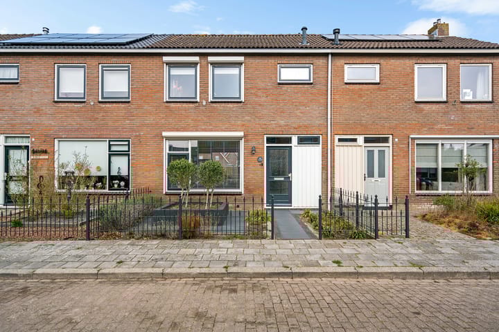 Foto 3 van Van Isselmudenstraat 19