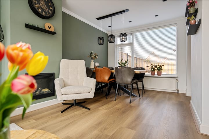 Photo 12 of Van Isselmudenstraat 19