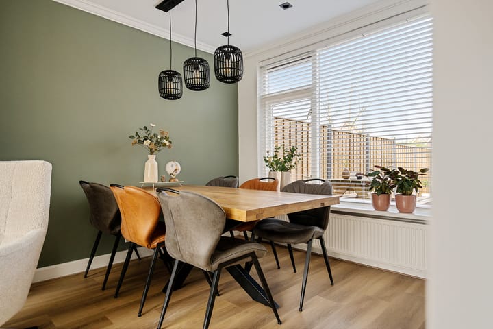 Photo 14 of Van Isselmudenstraat 19