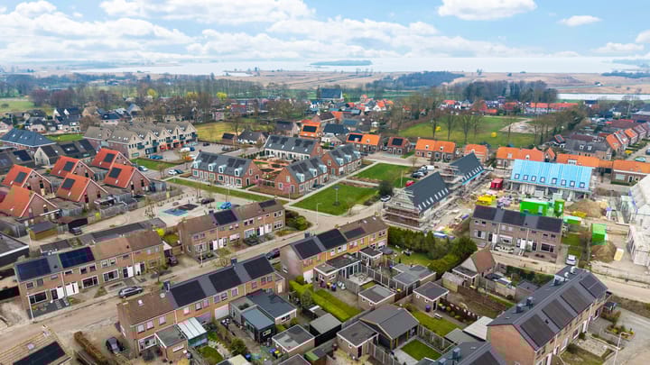 Photo 38 of Van Isselmudenstraat 19