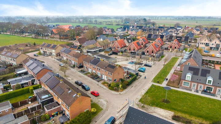 Photo 39 of Van Isselmudenstraat 19